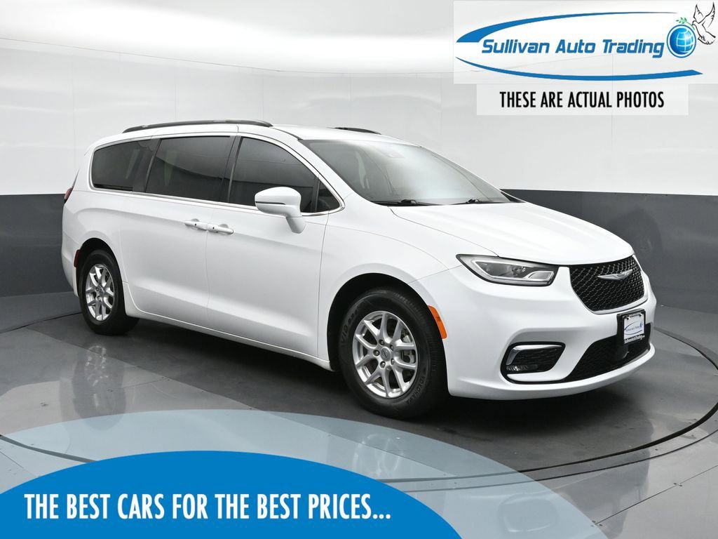 Used 2022 Chrysler Pacifica Touring-L image 1