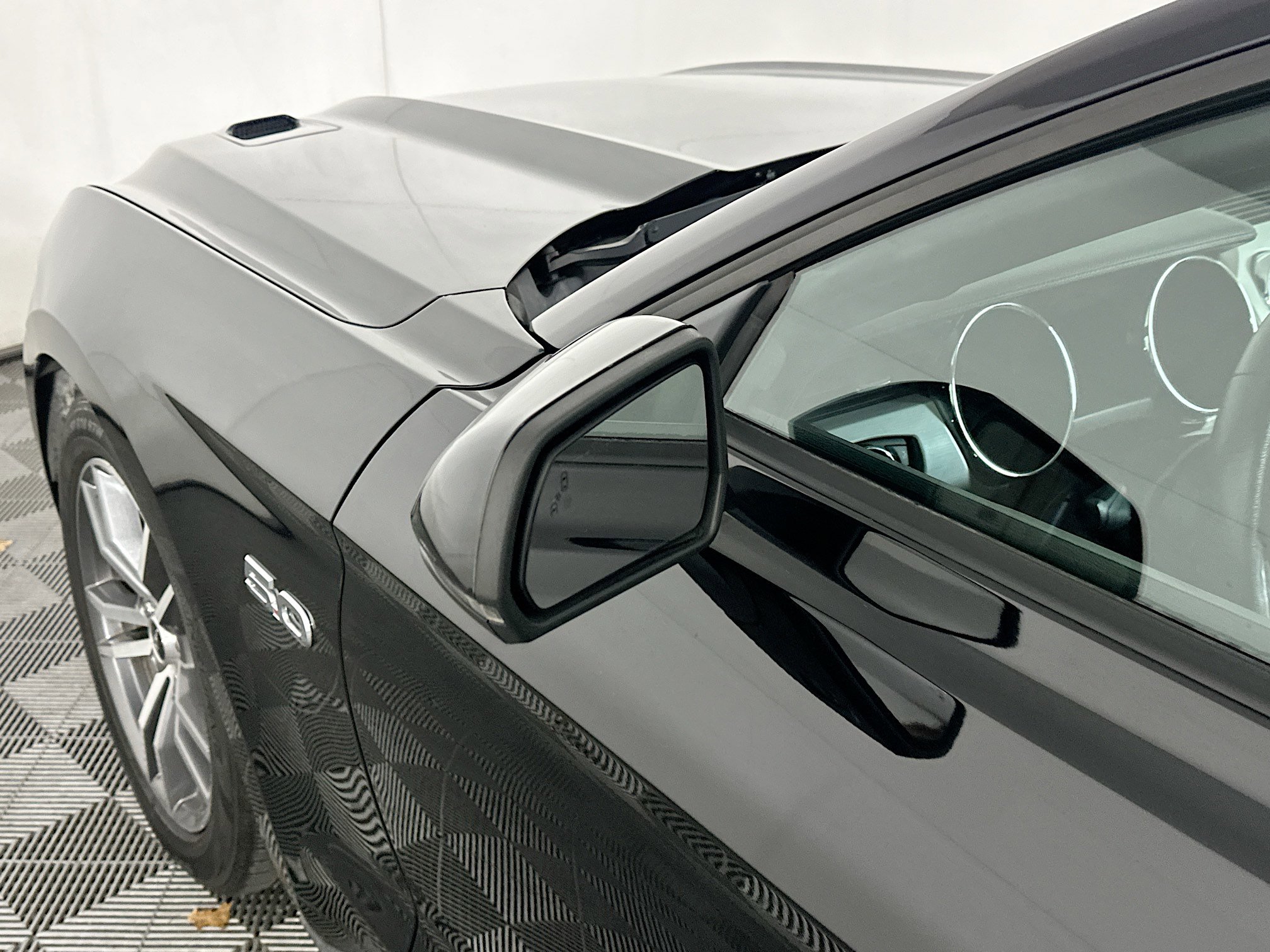 Used 2015 Ford Mustang GT Premium w/ Equipment Group 401A image 16