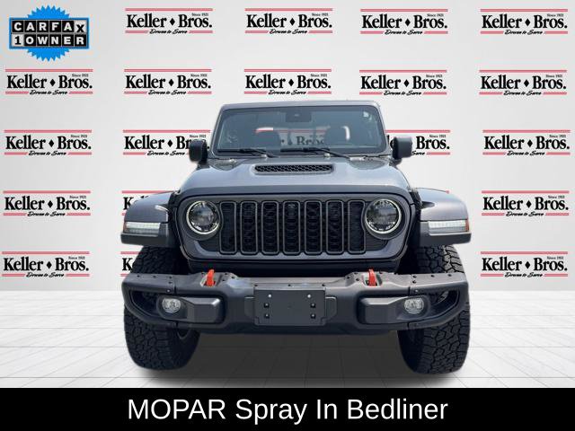 Used 2024 Jeep Gladiator Mojave AWD/4WD image 2