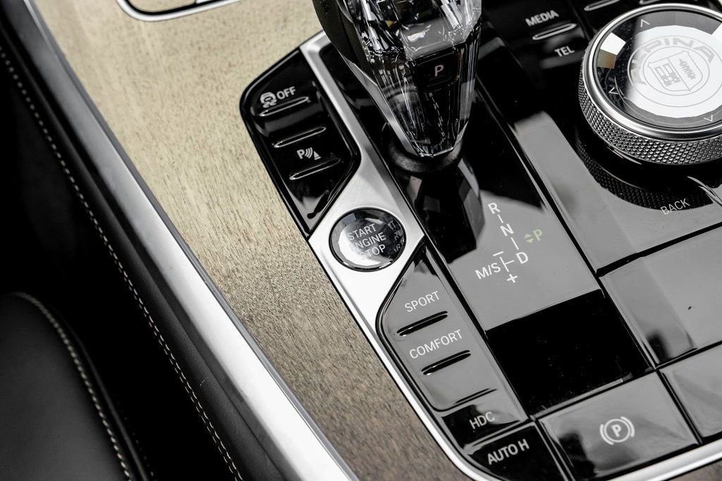 Used 2024 BMW ALPINA XB7 image 18