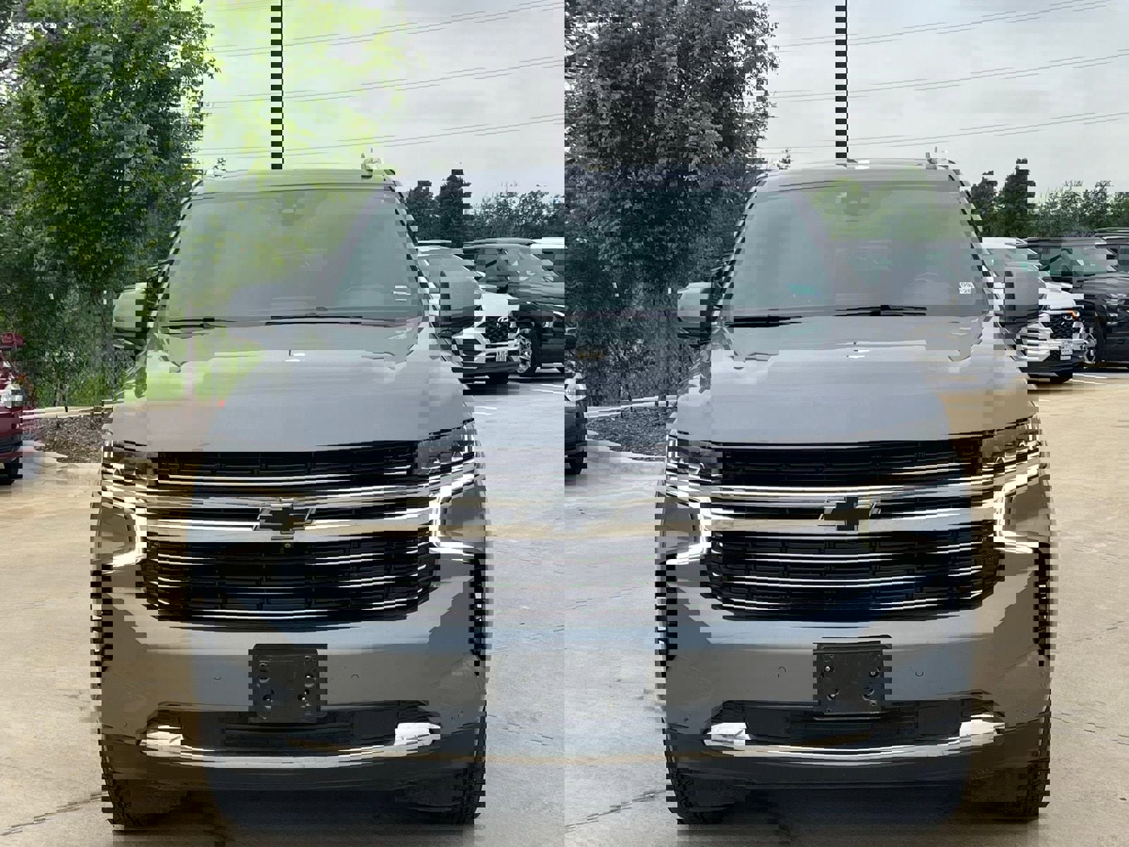 Used 2021 Chevrolet Tahoe LT w/ LT Signature Package RWD image 2