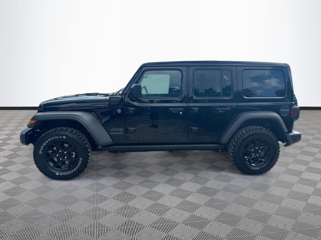 Certified 2023 Jeep Wrangler Unlimited w/ Sun & Screen Package AWD/4WD image 9