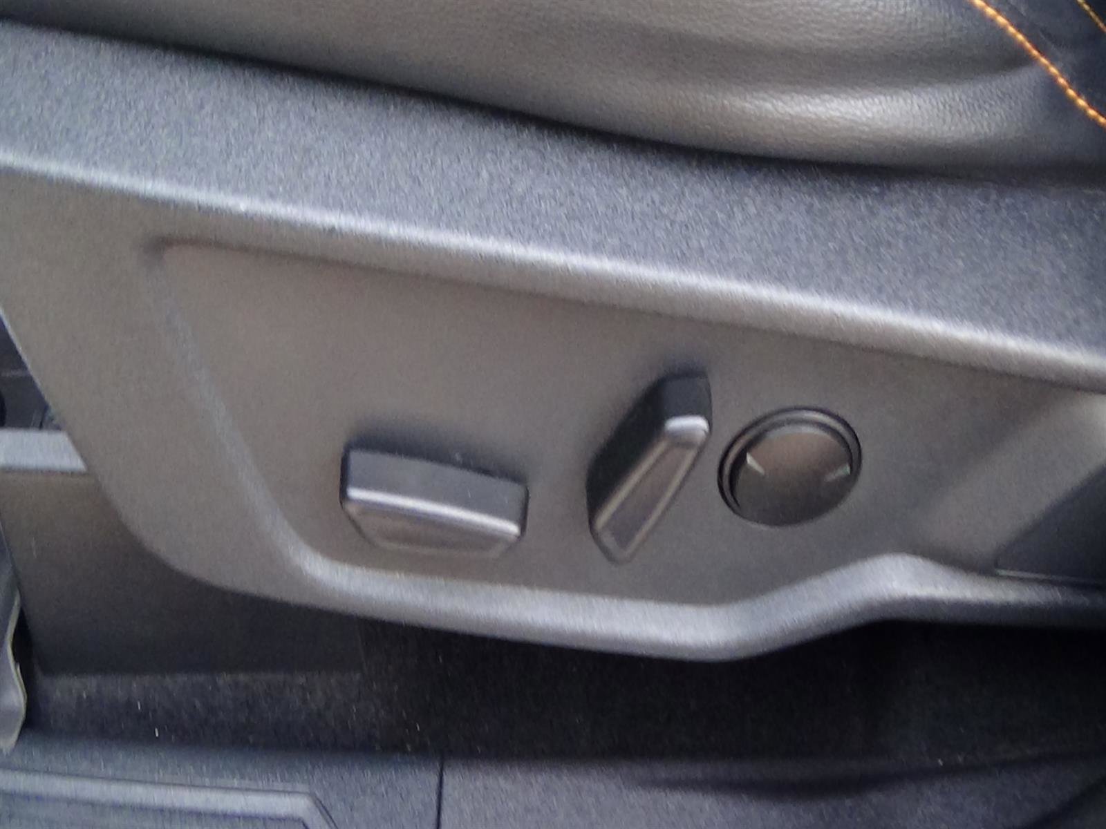 Used 2023 Ford Bronco Badlands image 17