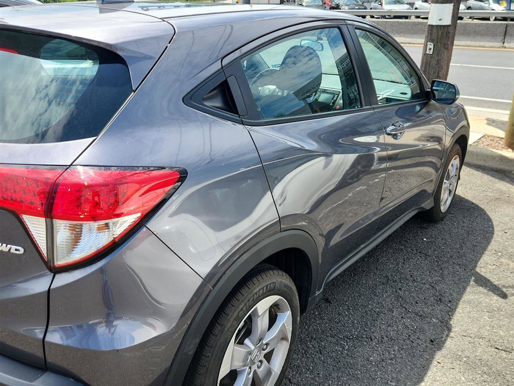 Used 2020 Honda HR-V LX image 3