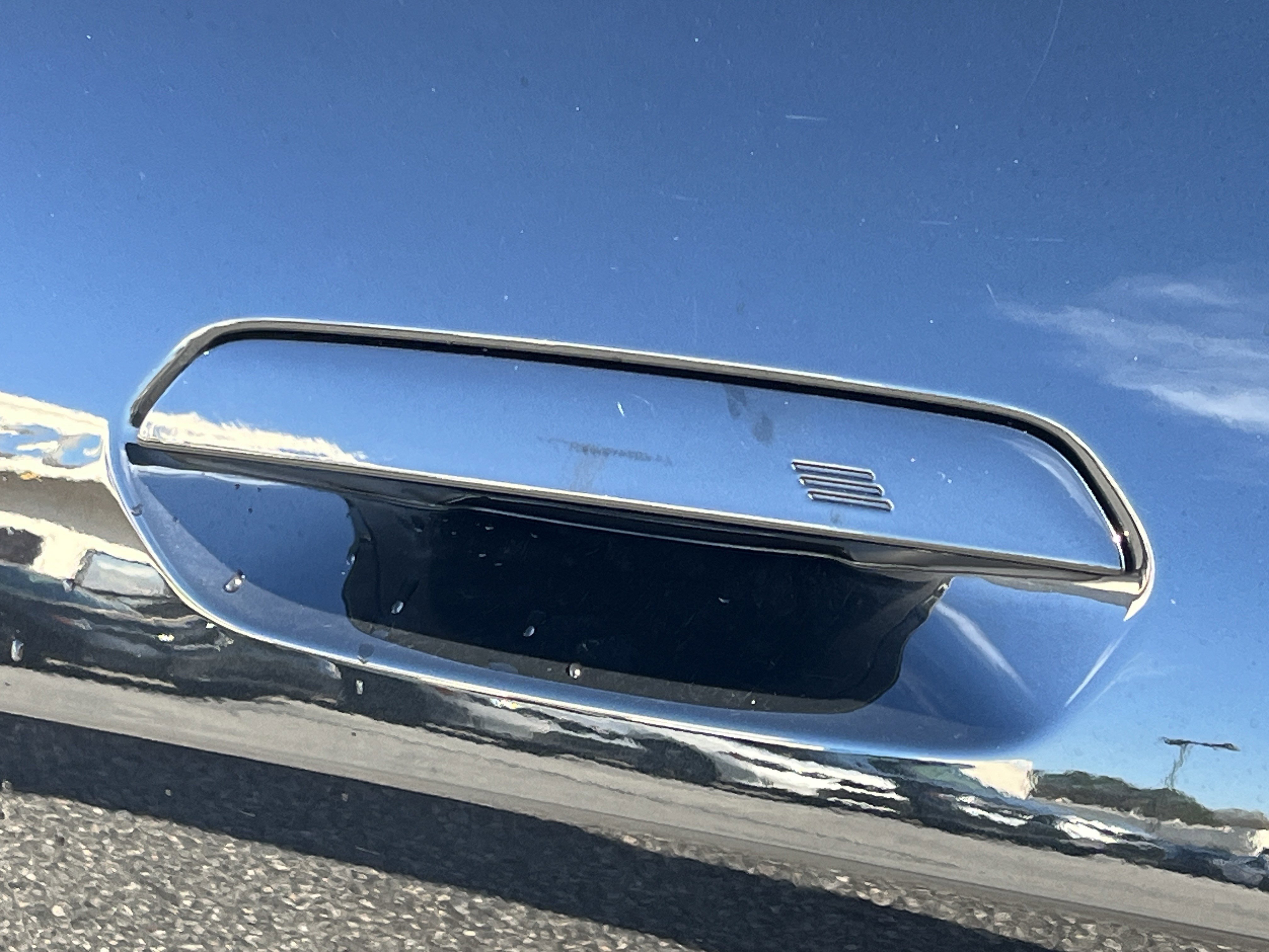 Used 2023 BMW i4 eDrive40 w/ M Sport Package image 35