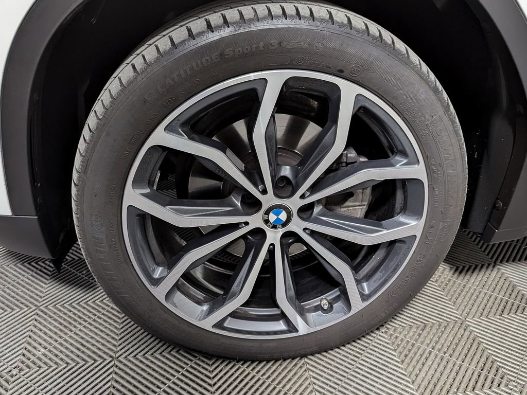 Certified 2024 BMW X4 xDrive30i w/ Premium Package AWD/4WD image 50