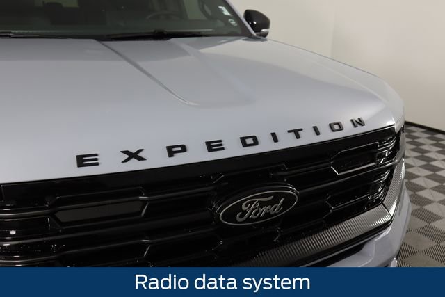 New 2025 Ford Expedition Max Platinum w/ Stealth Appearance Package image 12