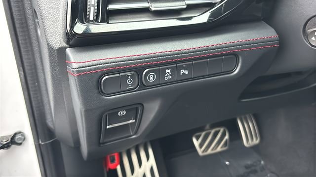 Used 2023 Acura MDX A-Spec image 14