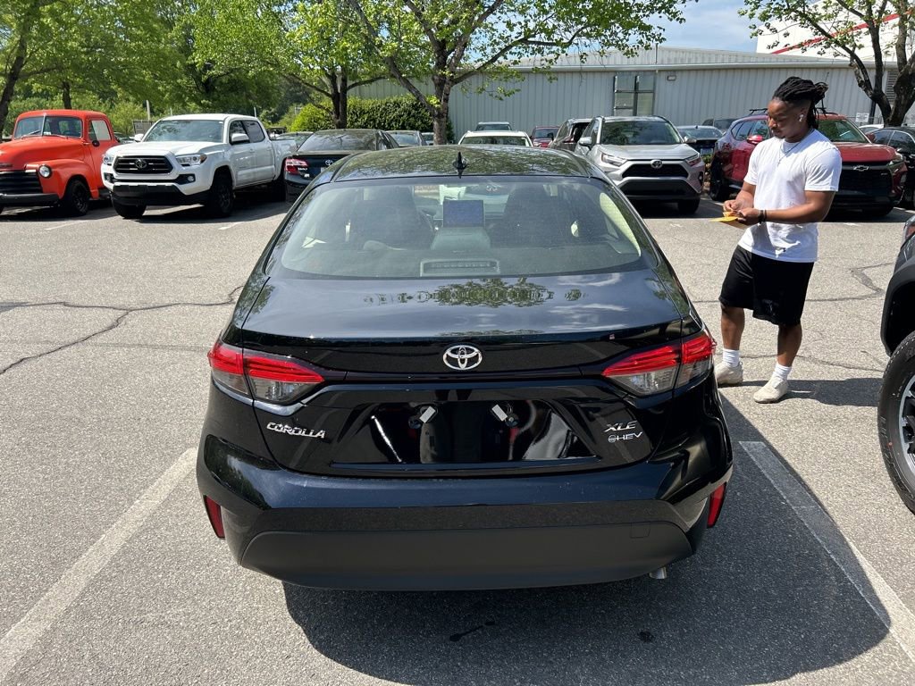 New 2026 Toyota Corolla XLE FWD image 15