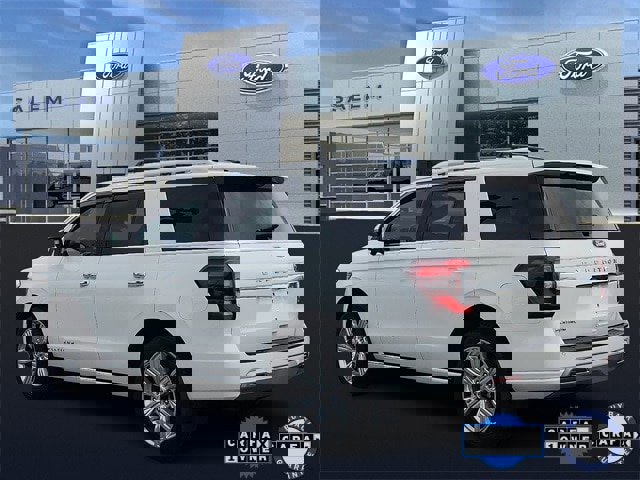 Certified 2023 Ford Expedition Platinum image 4