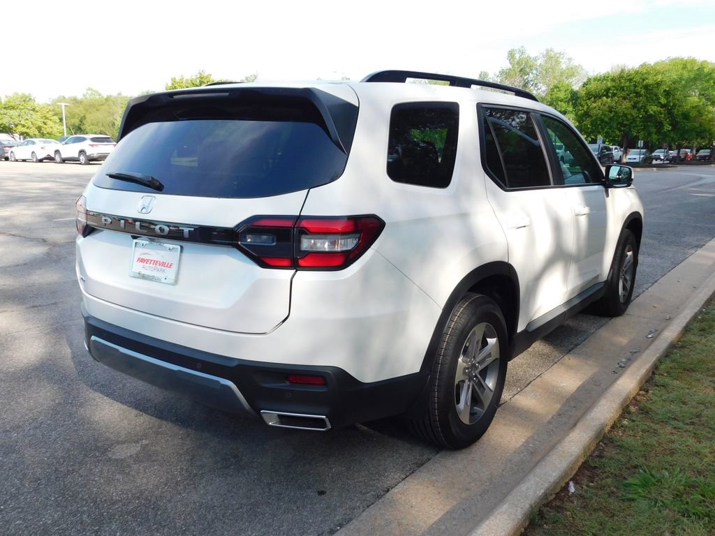 Used 2026 Honda Pilot EX-L image 4