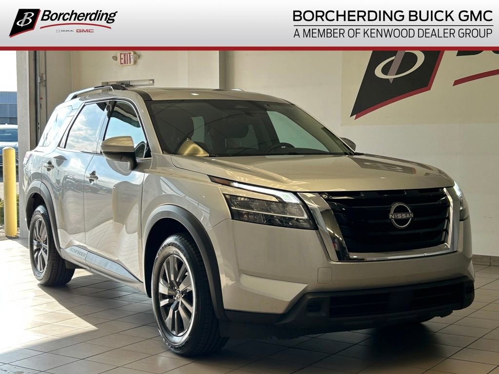 Used 2022 Nissan Pathfinder SV w/ SV Premium Package image 1