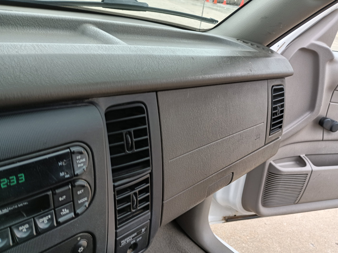 Used 2004 Dodge Dakota 2WD Club Cab w/ Hd Service Group image 21