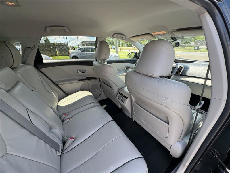Used 2013 Toyota Venza XLE AWD/4WD image 18