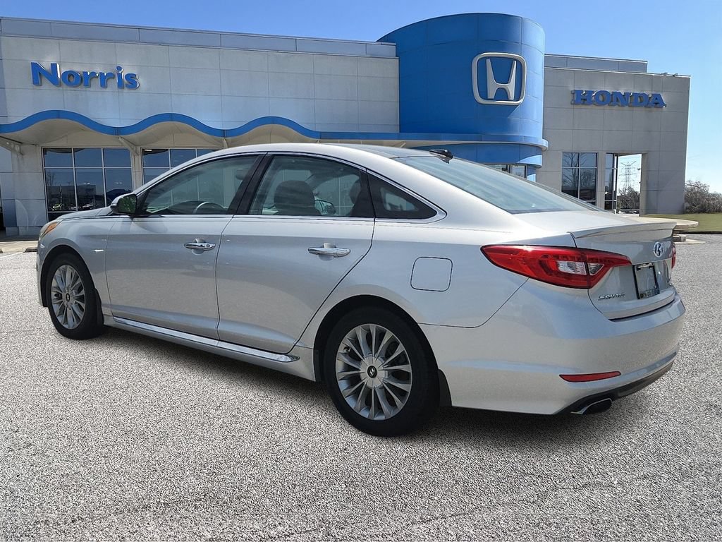Used 2015 Hyundai Sonata Limited w/ Option Group 05 FWD image 3