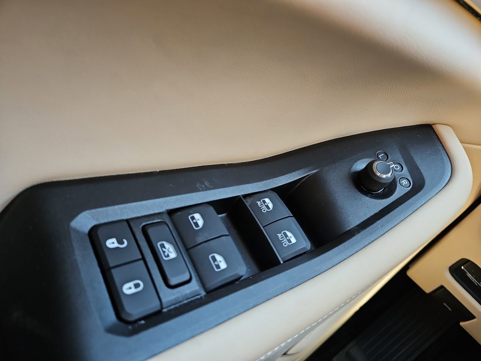 New 2026 Jeep Grand Cherokee Limited image 22