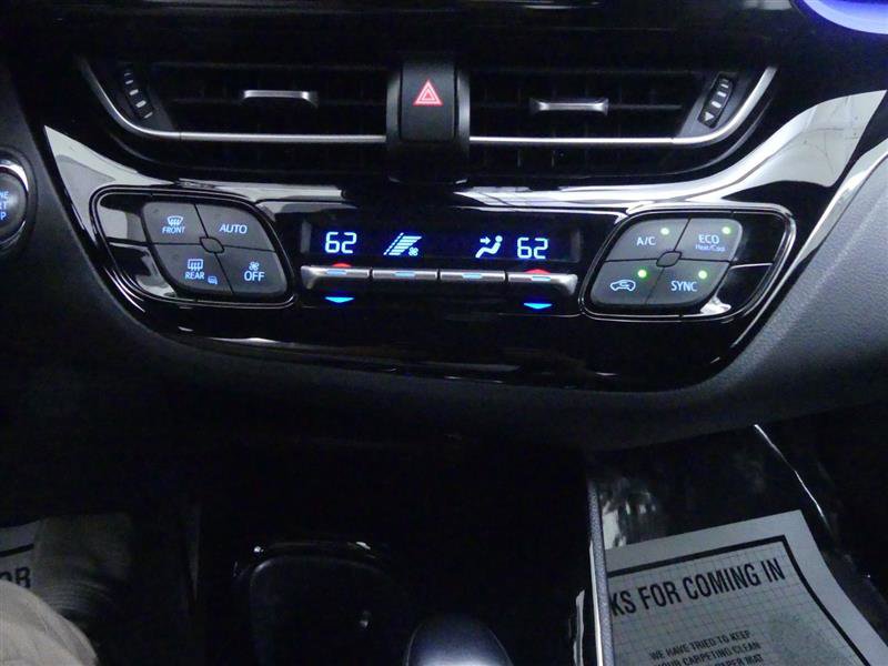 Used 2020 Toyota C-HR XLE image 13