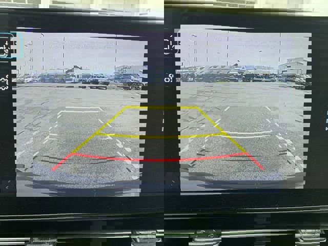 Used 2024 Hyundai Kona SEL image 2