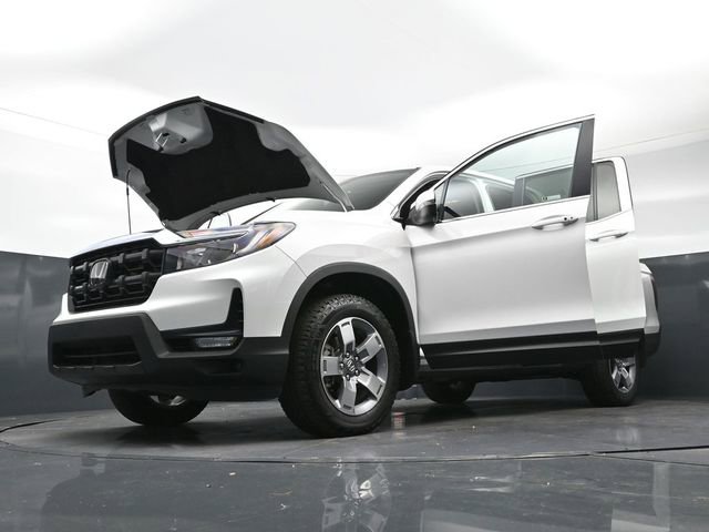 Certified 2025 Honda Ridgeline RTL image 63