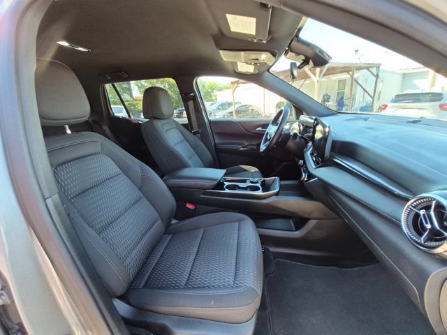 Used 2026 Chevrolet Equinox LT FWD image 24