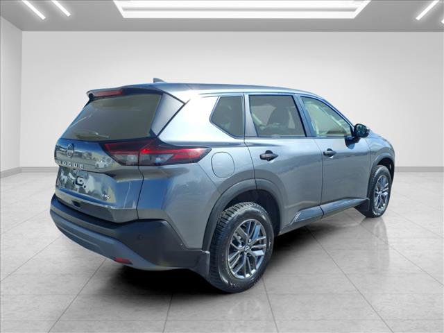 Used 2022 Nissan Rogue S AWD/4WD image 11