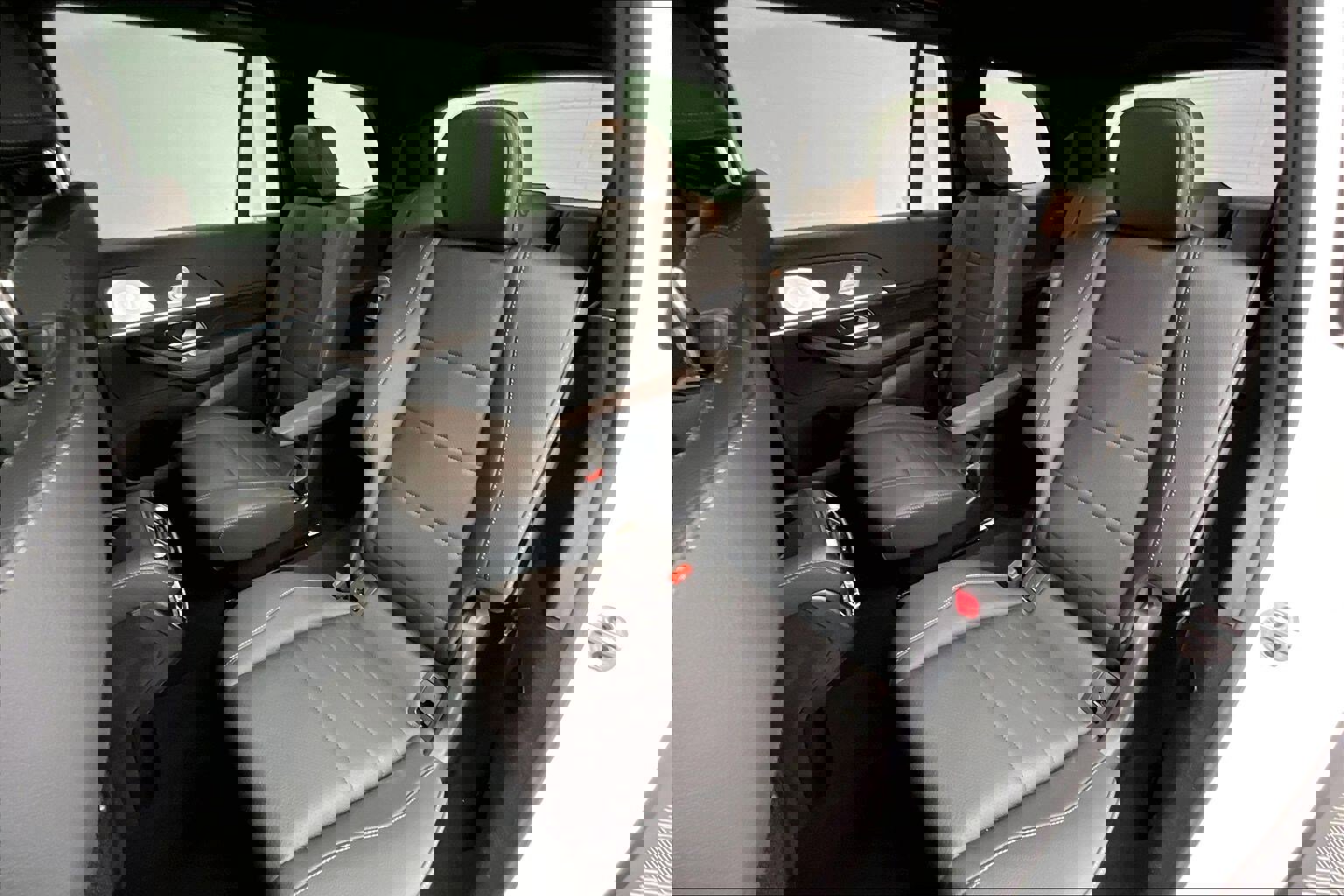 Used 2026 Mercedes-Benz GLS 450 4MATIC image 17