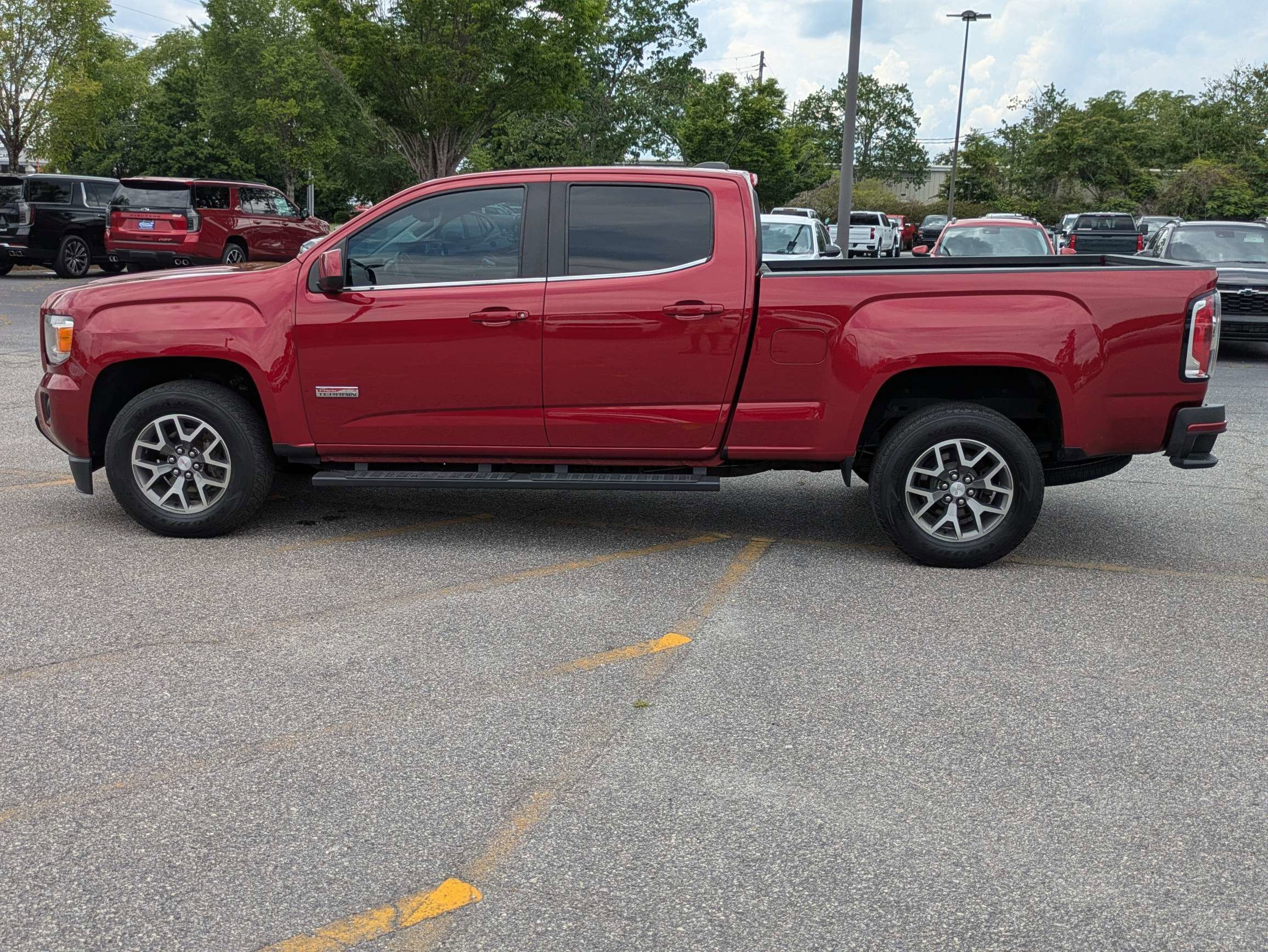 Used 2018 GMC Canyon All Terrain AWD/4WD image 7