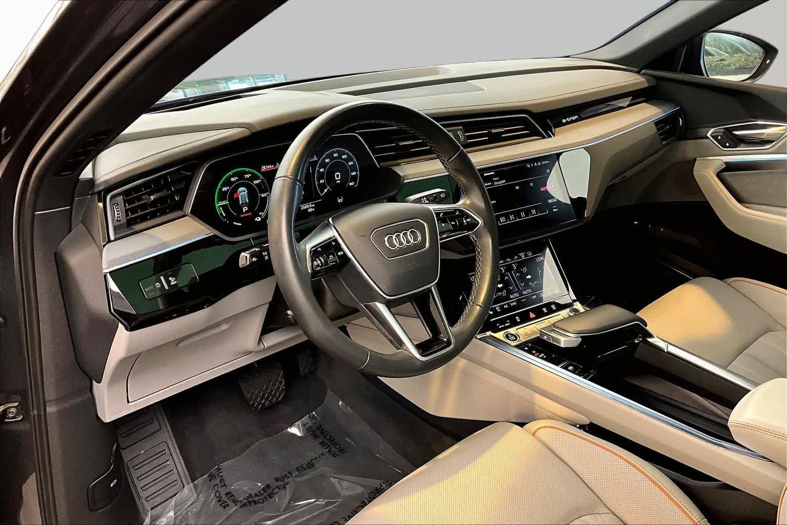 Certified 2024 Audi Q8 e-tron Prestige w/ Prestige Package AWD/4WD image 16