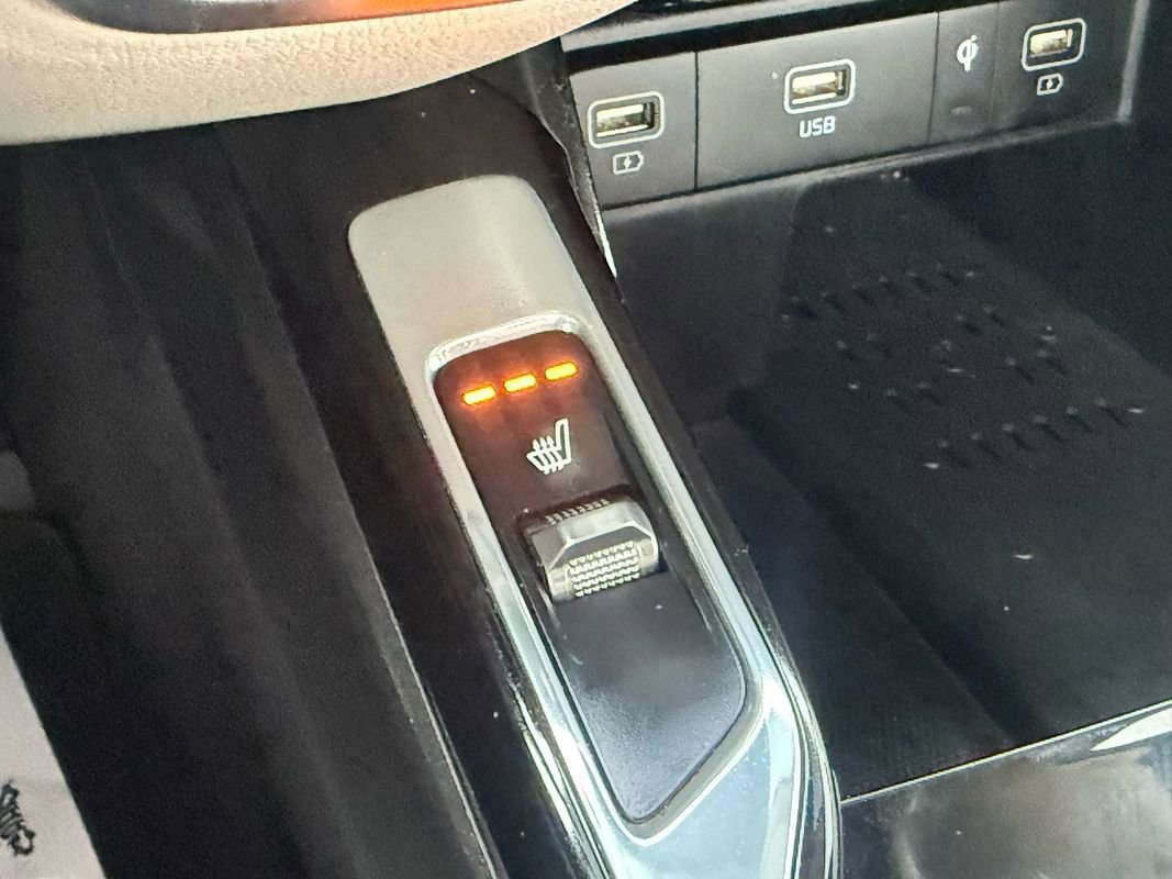 Used 2021 Kia Sorento SX image 16