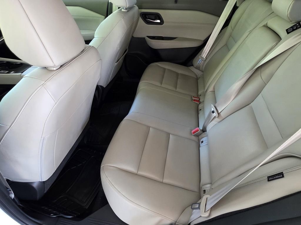Used 2023 Nissan Rogue SL w/ SL Premium Package FWD image 10
