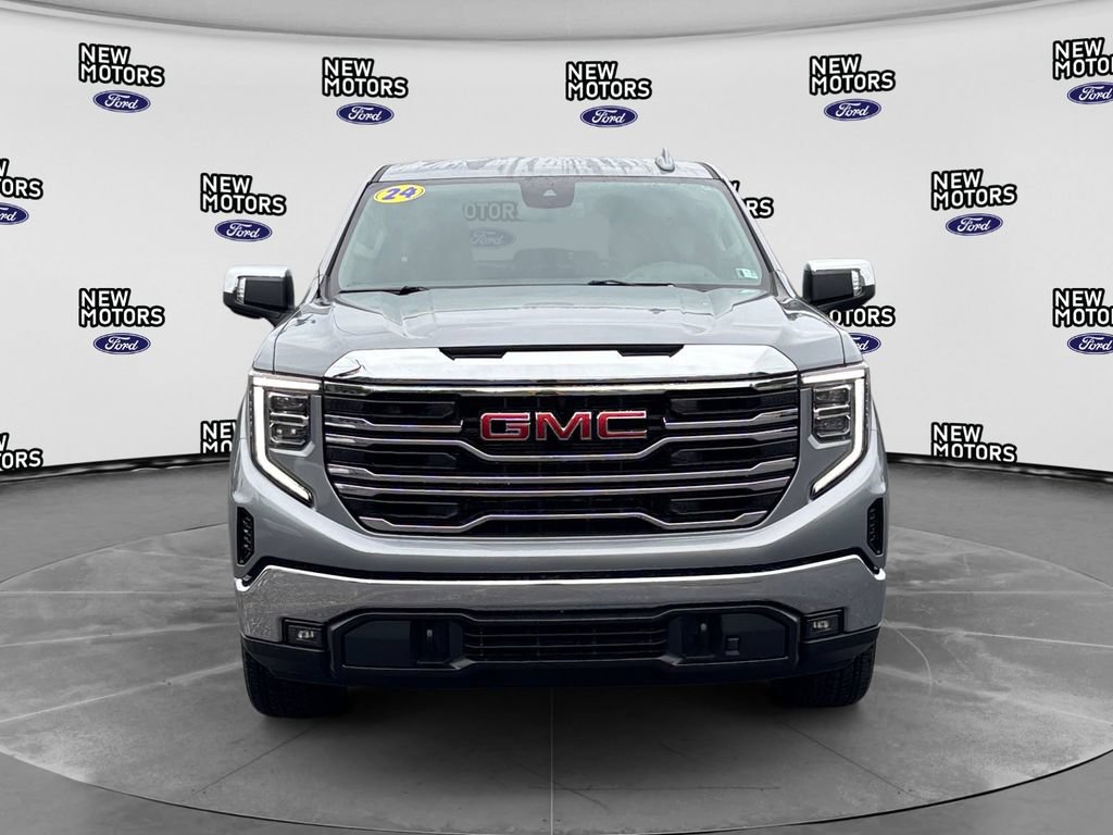 Used 2024 GMC Sierra 1500 SLT w/ LPO, GMC Protection Package AWD/4WD image 9