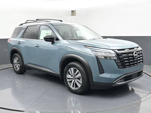 New 2026 Nissan Pathfinder SL w/ Cargo Package FWD image 2