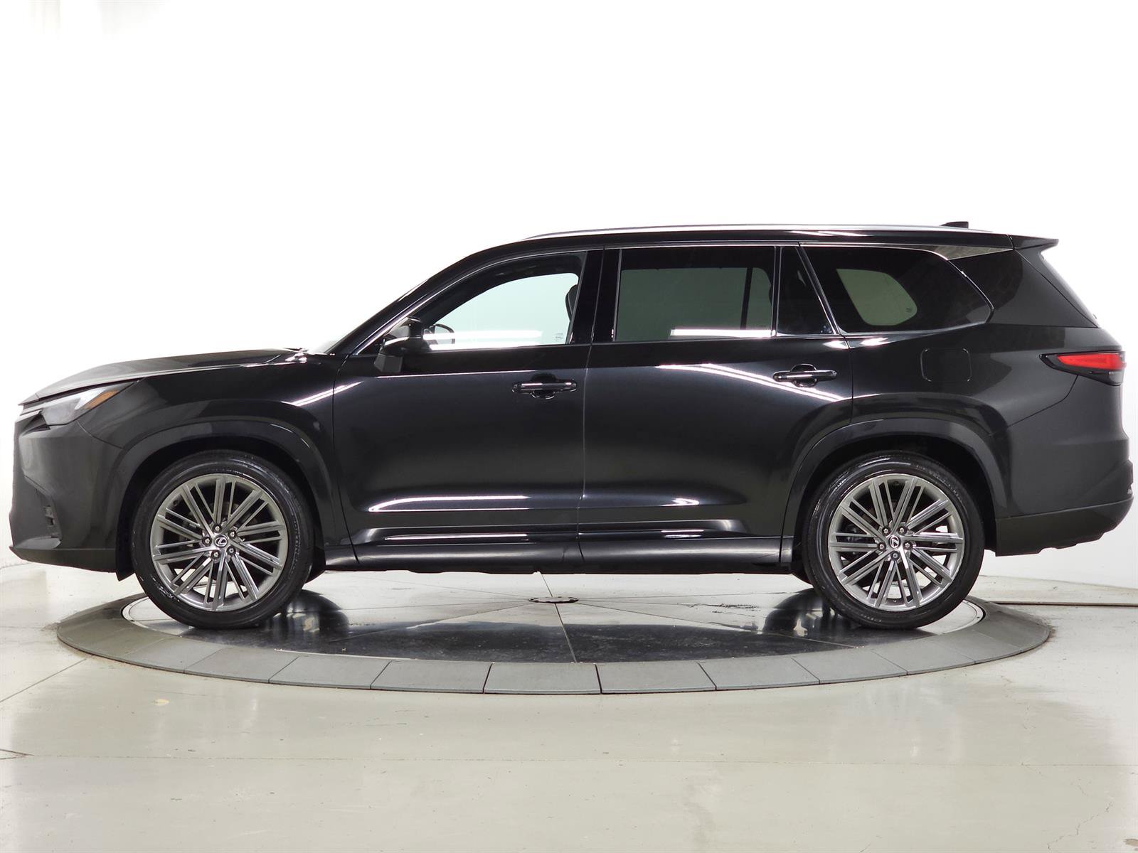 Certified 2025 Lexus TX 350 AWD w/ Technology Package image 4