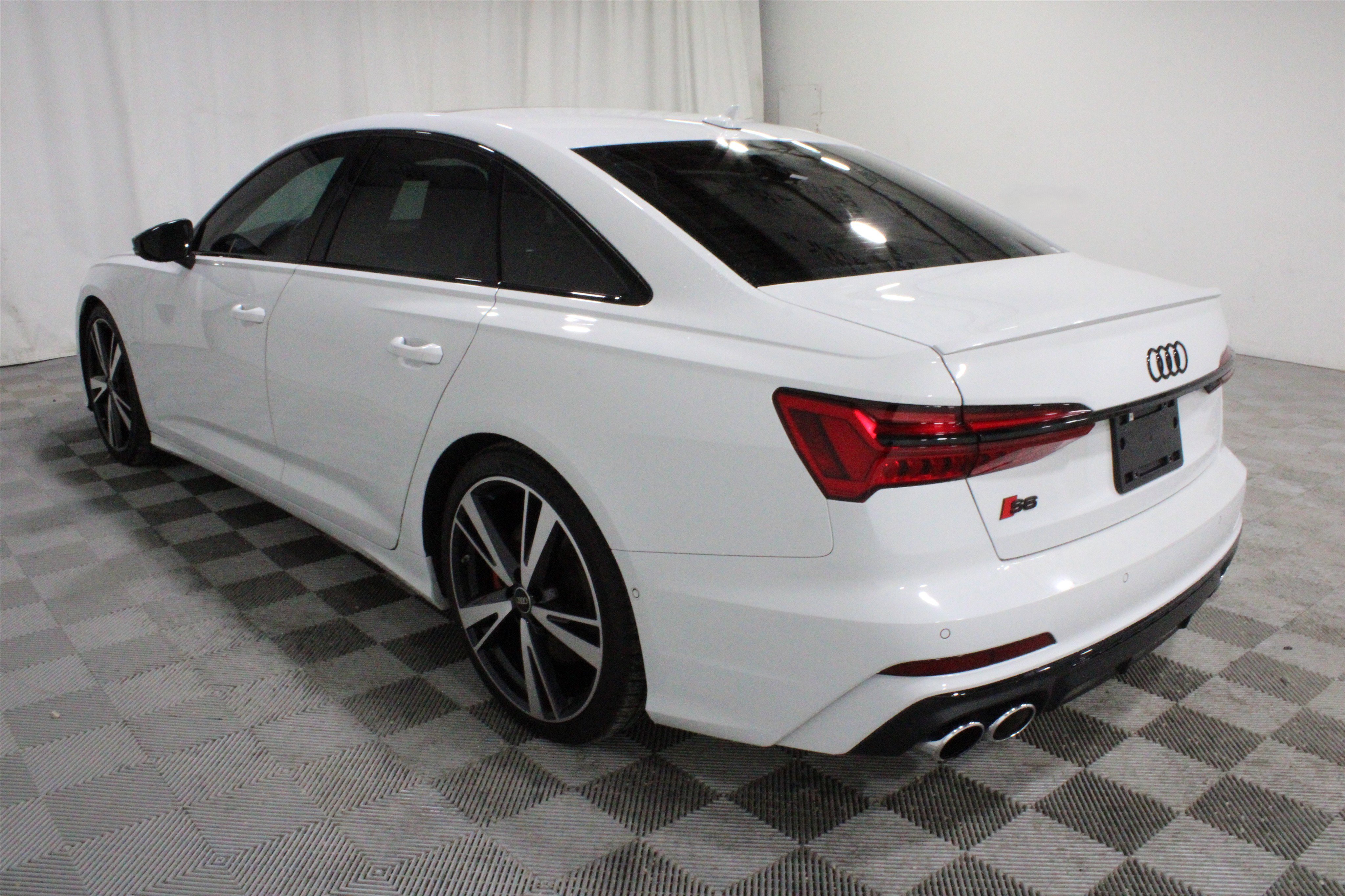 Used 2022 Audi S6 Prestige image 31