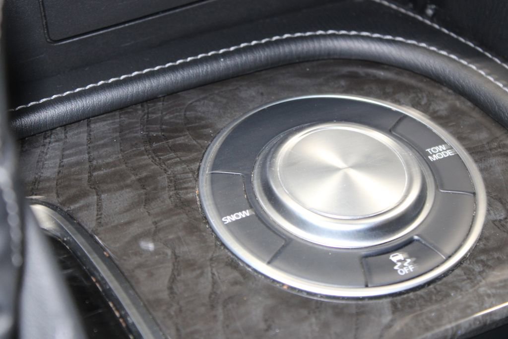 Used 2024 INFINITI QX80 Luxe image 45