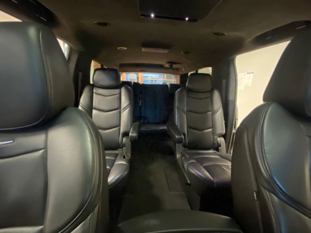 Used 2019 Cadillac Escalade ESV Platinum image 21