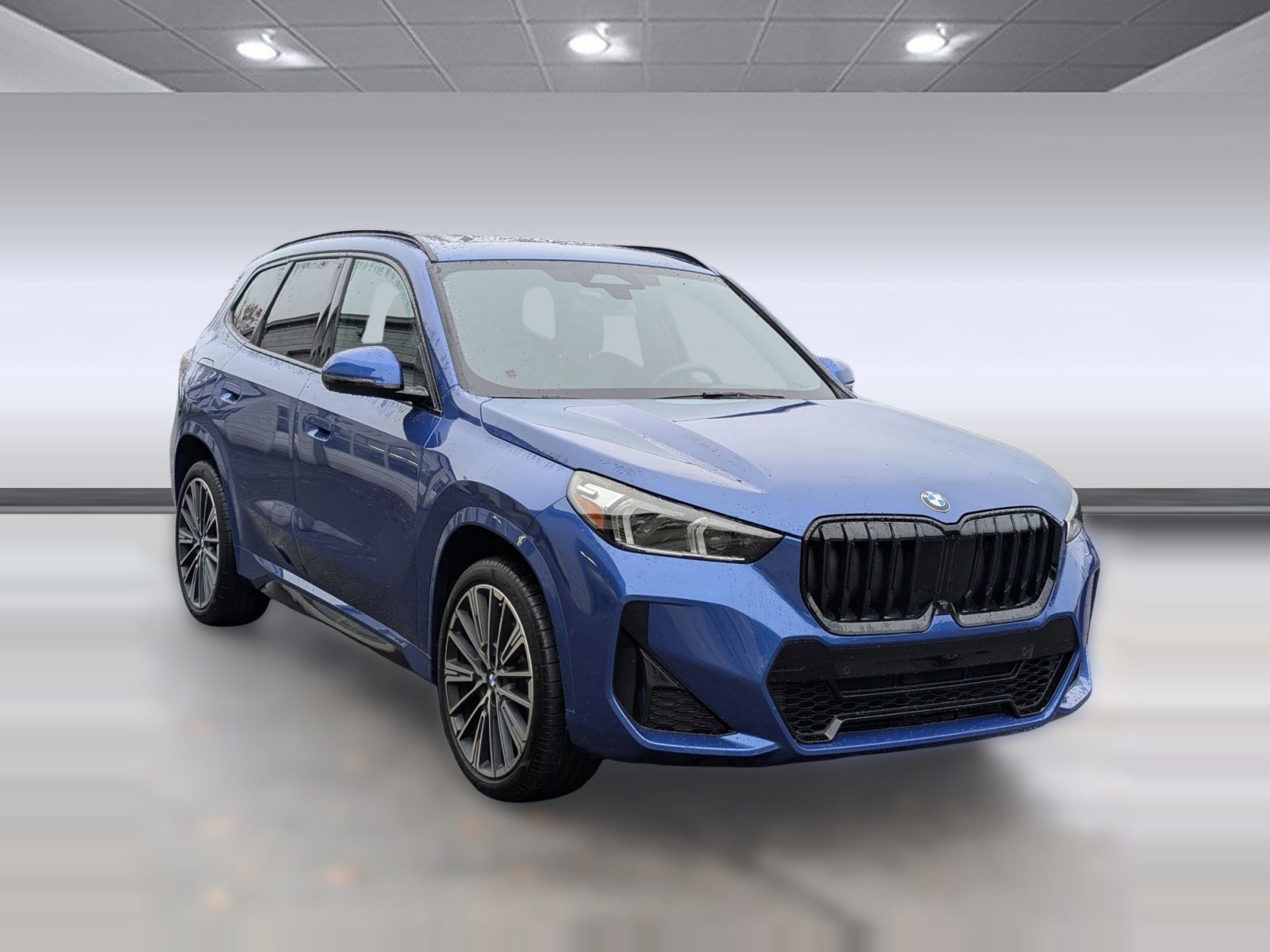 Used 2025 BMW X1 xDrive28i w/ Technology Package image 7
