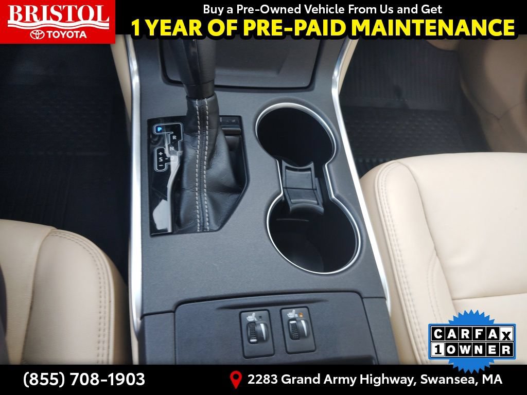 Used 2017 Toyota Camry XLE w/ Moonroof Package FWD image 29