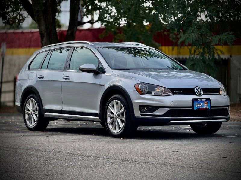Used 2017 Volkswagen Golf Alltrack S