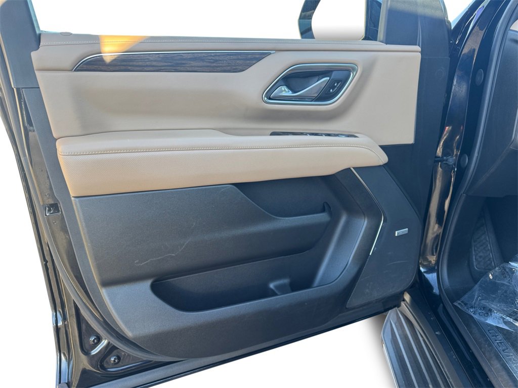 Used 2023 Chevrolet Tahoe Premier image 7