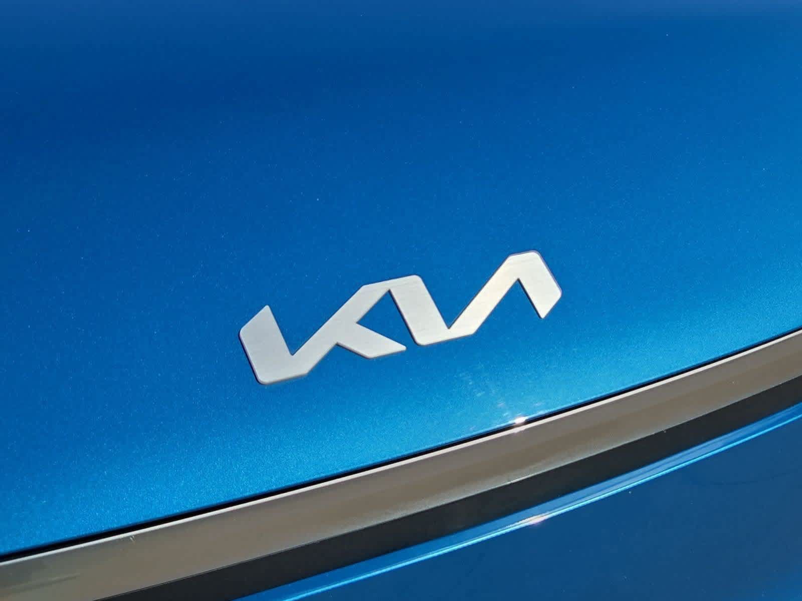 Certified 2024 Kia EV9 Wind AWD/4WD image 10