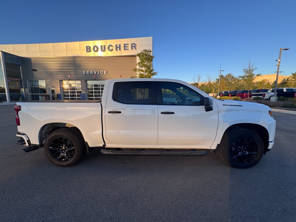 Used 2022 Chevrolet Silverado 1500 Custom w/ Rally Edition AWD/4WD image 4