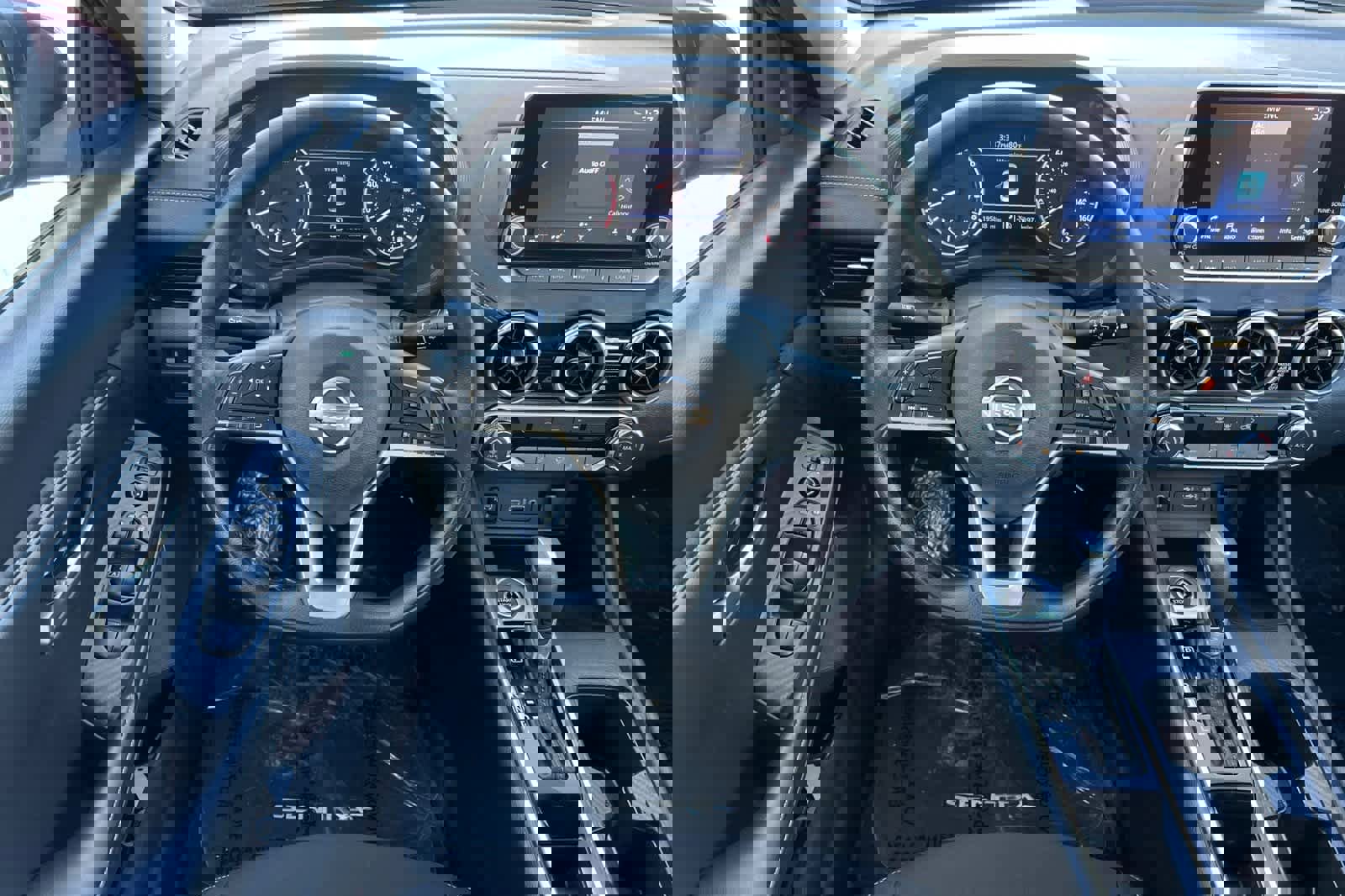 Used 2025 Nissan Sentra SV image 15