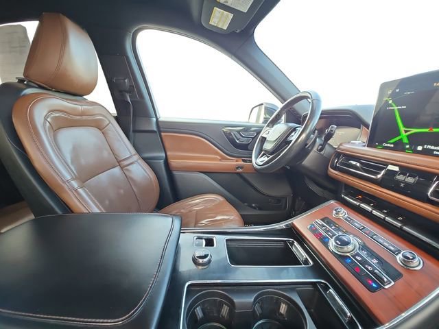Used 2021 Lincoln Aviator Reserve w/ Equipment Group 201A AWD/4WD image 16