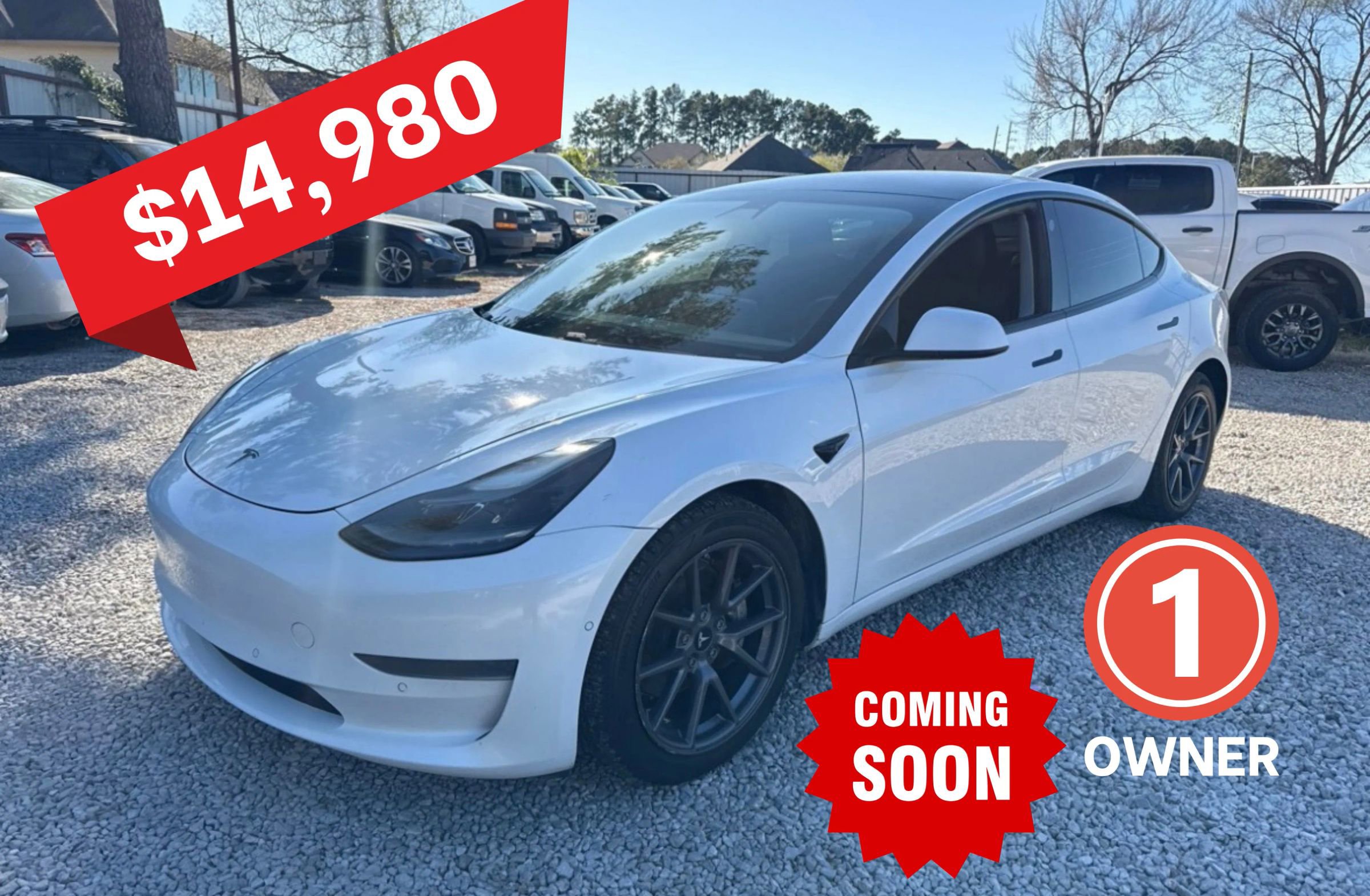 Used 2021 Tesla Model 3 Standard Range Plus image 1