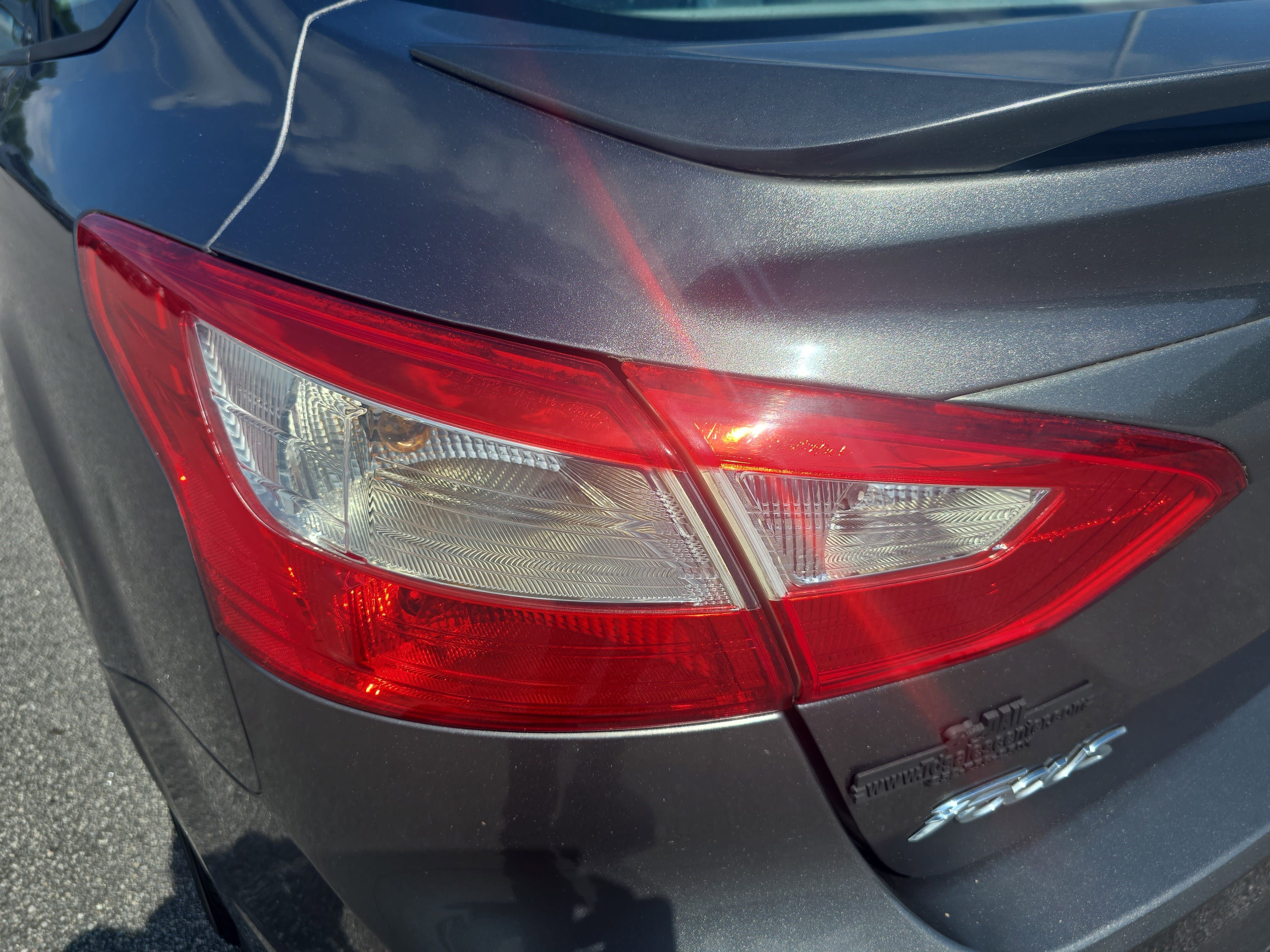 Used 2014 Ford Focus SE FWD image 32