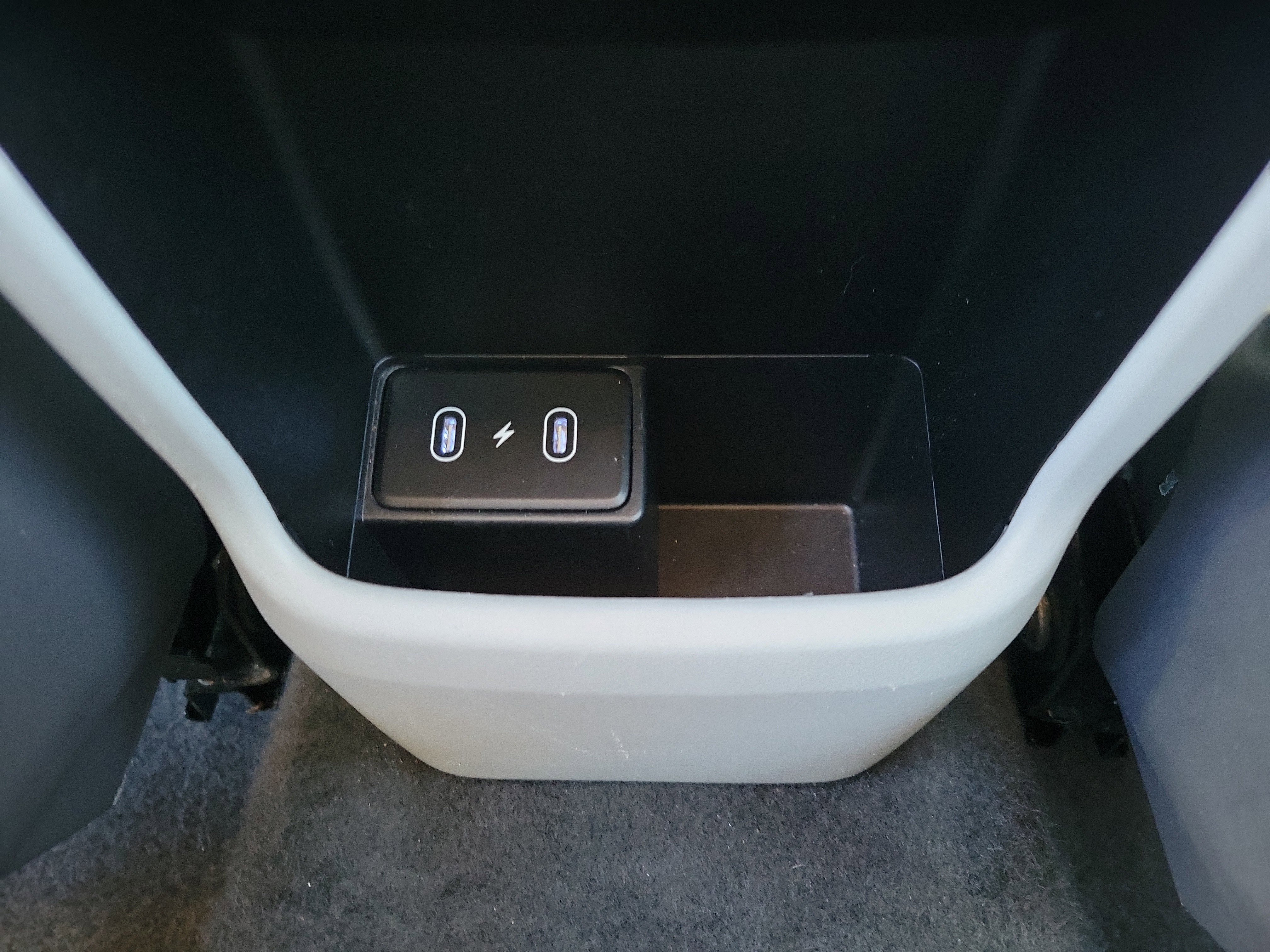 Used 2024 Hyundai Kona SE image 9