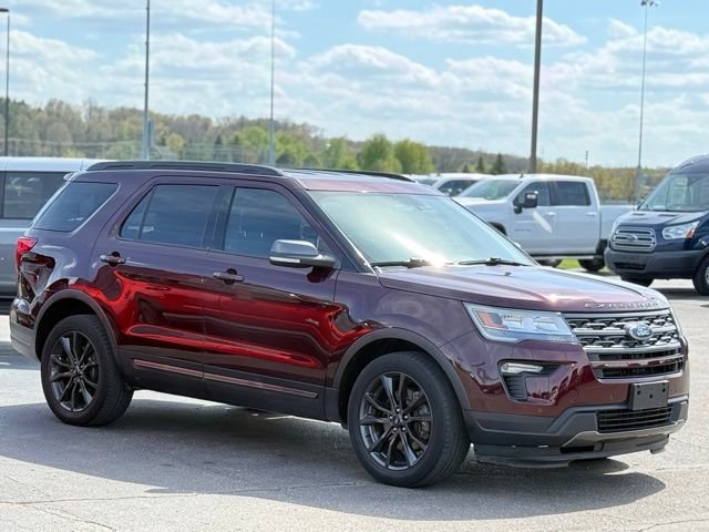 Certified 2018 Ford Explorer XLT w/ XLT Appearance Package AWD/4WD image 37