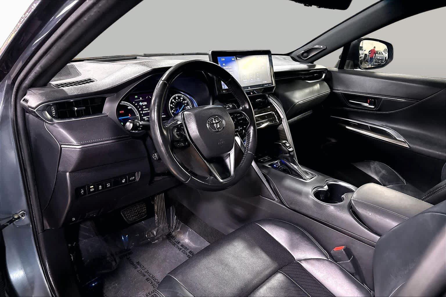 Used 2021 Toyota Venza Limited w/ Advanced Technology Package AWD/4WD image 16
