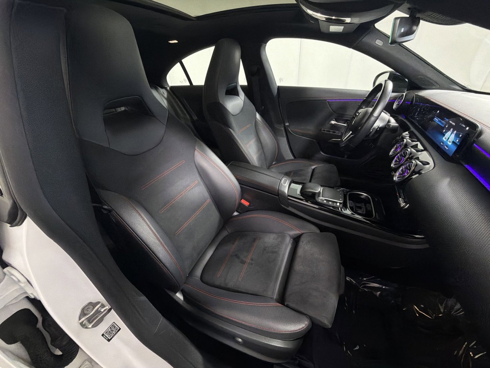 Used 2023 Mercedes-Benz CLA 250 4MATIC image 26